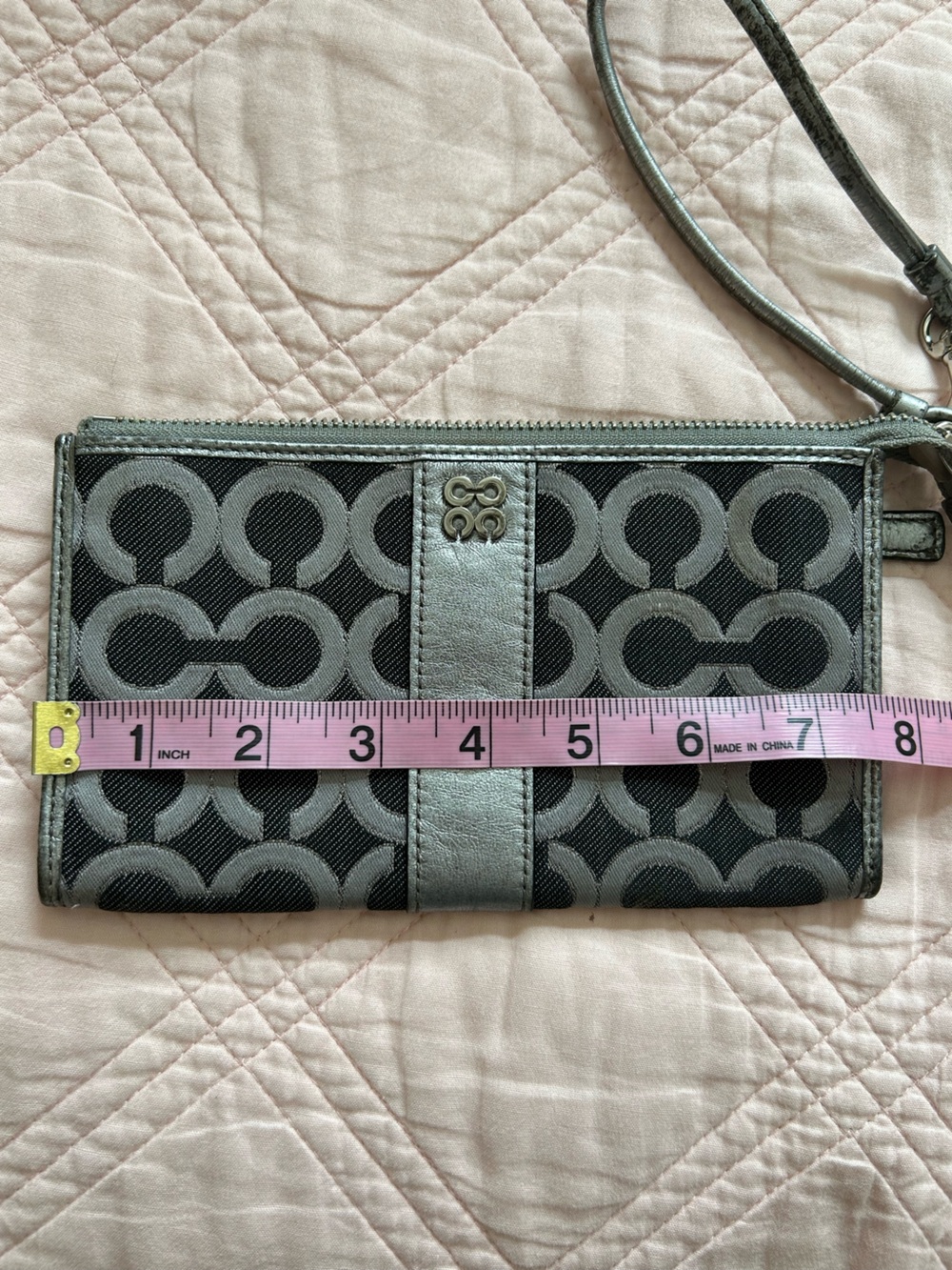 Coach Y2K Julia Op Art zippy wristlet Black & Silver - Picture 6 of 10